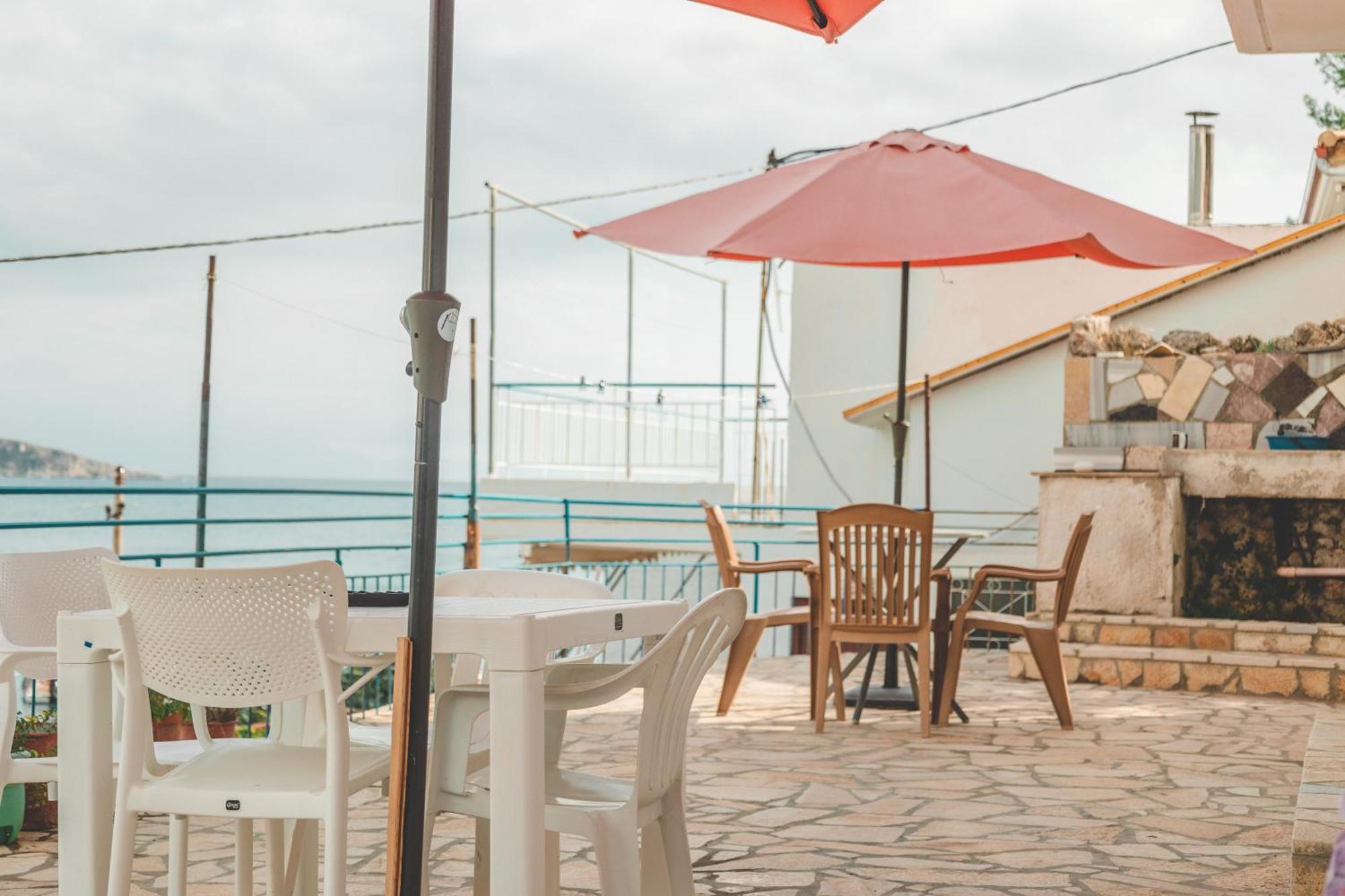 Rooms By The Sea Химар Екстериор снимка