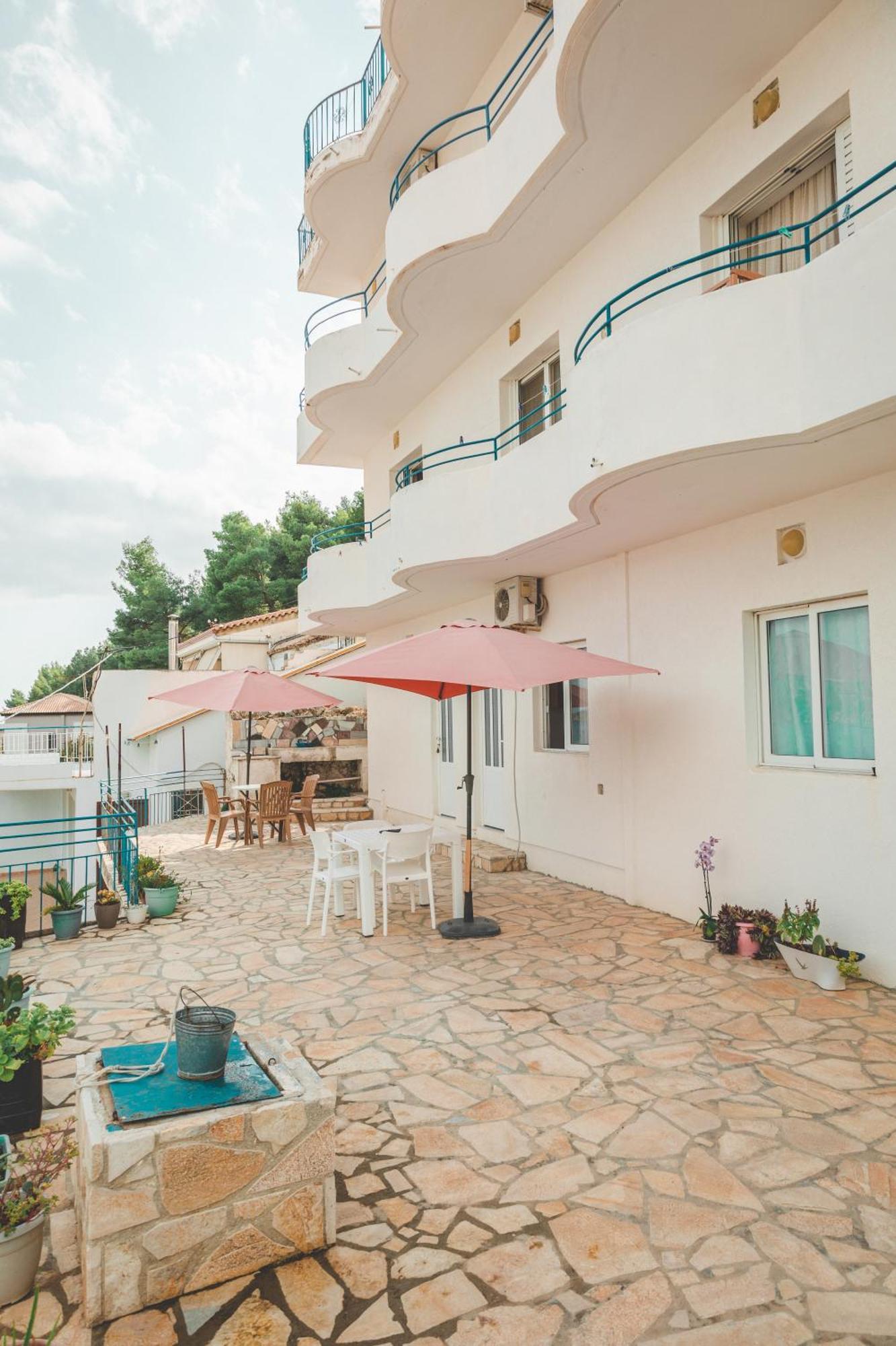 Rooms By The Sea Химар Екстериор снимка